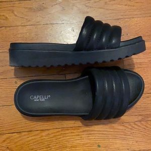 Capelli New York Black Sandals